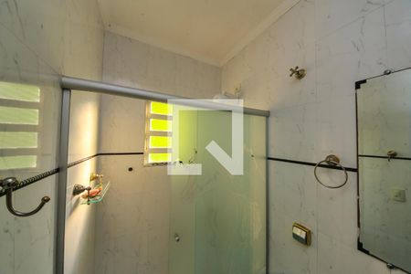 Casa à venda com 400m², 3 quartos e 8 vagas Casa à venda com 400m², 3 quartos e 8 vagasBanheiro Suíte