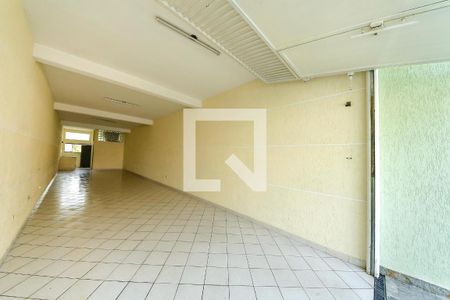 Casa à venda com 400m², 3 quartos e 8 vagas Casa à venda com 400m², 3 quartos e 8 vagasGaragem 1