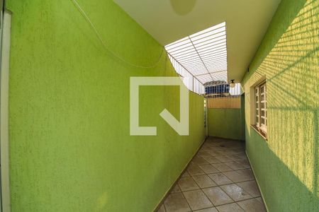 Casa à venda com 400m², 3 quartos e 8 vagas Casa à venda com 400m², 3 quartos e 8 vagasÁrea externa