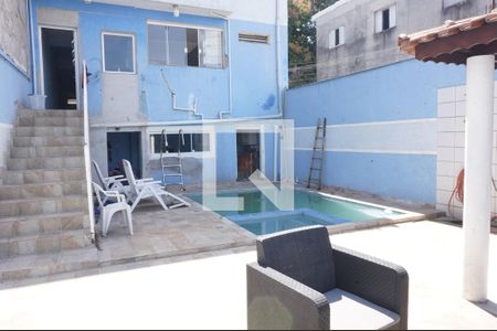 Casa à venda com 270m², 3 quartos e 3 vagasQuintal