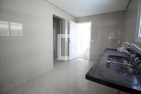 Apartamento à venda com 224m², 4 quartos e 4 vagas Apartamento à venda com 224m², 4 quartos e 4 vagasCozinha