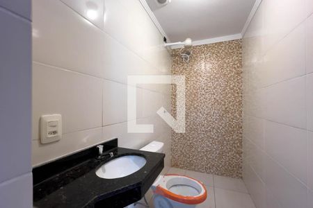 Apartamento à venda com 39m², 2 quartos e sem vaga Apartamento à venda com 39m², 2 quartos e sem vagaBanheiro