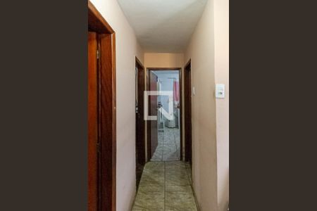Casa à venda com 244m², 3 quartos e 2 vagas Casa à venda com 244m², 3 quartos e 2 vagasCasa 2 - Corredor
