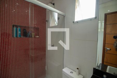 Casa de condomínio à venda com 172m², 3 quartos e 2 vagas Casa de condomínio à venda com 172m², 3 quartos e 2 vagasBanheiro