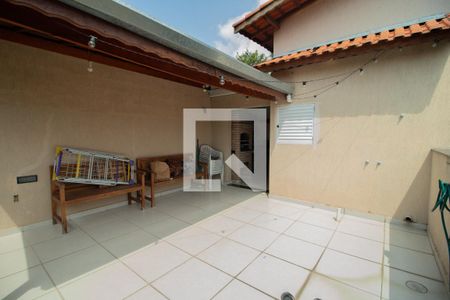 Casa de condomínio à venda com 172m², 3 quartos e 2 vagas Casa de condomínio à venda com 172m², 3 quartos e 2 vagasArea externa