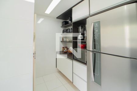 Casa de condomínio à venda com 172m², 3 quartos e 2 vagas Casa de condomínio à venda com 172m², 3 quartos e 2 vagasCozinha