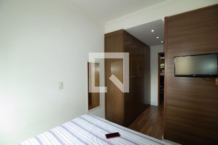 Casa de condomínio à venda com 172m², 3 quartos e 2 vagas Casa de condomínio à venda com 172m², 3 quartos e 2 vagasQuarto