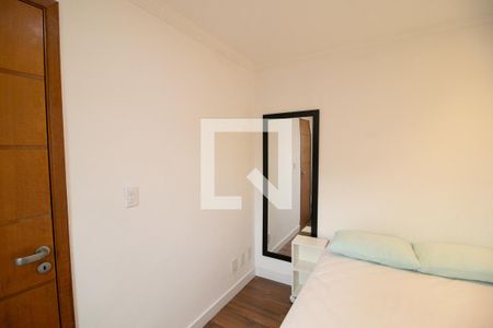 Casa de condomínio à venda com 172m², 3 quartos e 2 vagas Casa de condomínio à venda com 172m², 3 quartos e 2 vagasQuarto