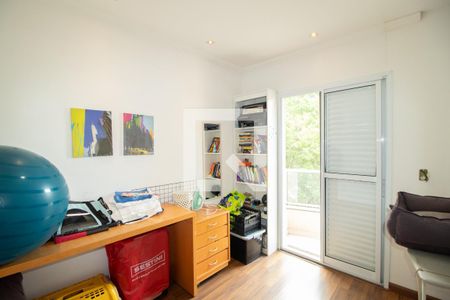 Casa de condomínio à venda com 172m², 3 quartos e 2 vagas Casa de condomínio à venda com 172m², 3 quartos e 2 vagasEscritório