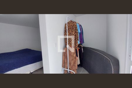 Casa à venda com 370m², 3 quartos e 3 vagas Casa à venda com 370m², 3 quartos e 3 vagasCloset Quarto 1 suíte