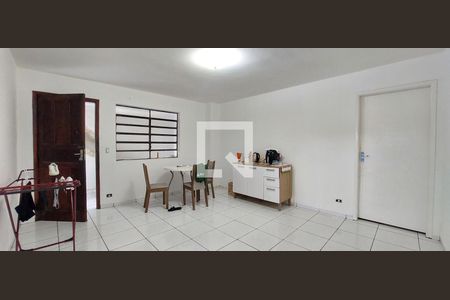 Casa à venda com 370m², 3 quartos e 3 vagas Casa à venda com 370m², 3 quartos e 3 vagasCasa 02 - Sala