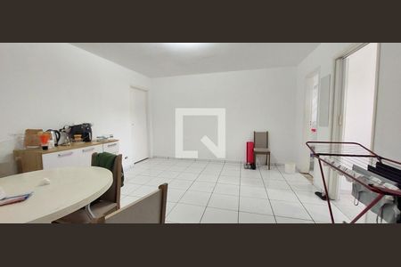 Casa à venda com 370m², 3 quartos e 3 vagas Casa à venda com 370m², 3 quartos e 3 vagasCasa 02 - Sala