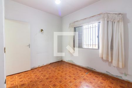 Casa à venda com 218m², 3 quartos e 3 vagas Casa à venda com 218m², 3 quartos e 3 vagasQuarto 3