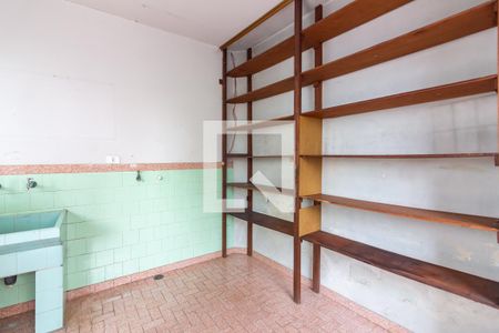 Casa à venda com 218m², 3 quartos e 3 vagas Casa à venda com 218m², 3 quartos e 3 vagasEdícula