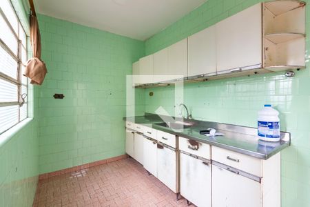 Casa à venda com 218m², 3 quartos e 3 vagas Casa à venda com 218m², 3 quartos e 3 vagasCozinha