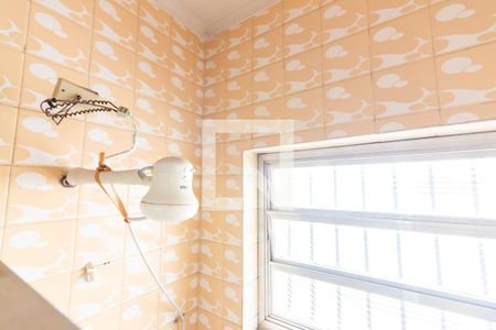 Casa à venda com 218m², 3 quartos e 3 vagas Casa à venda com 218m², 3 quartos e 3 vagasBanheiro