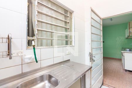 Casa à venda com 218m², 3 quartos e 3 vagas Casa à venda com 218m², 3 quartos e 3 vagasCozinha