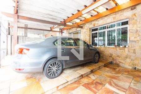 Casa à venda com 218m², 3 quartos e 3 vagas Casa à venda com 218m², 3 quartos e 3 vagasGaragem