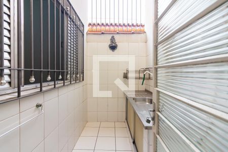 Casa à venda com 218m², 3 quartos e 3 vagas Casa à venda com 218m², 3 quartos e 3 vagasCozinha