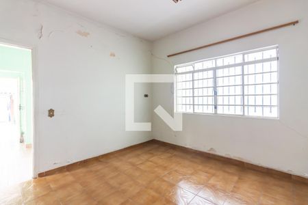 Casa à venda com 218m², 3 quartos e 3 vagas Casa à venda com 218m², 3 quartos e 3 vagasQuarto 4
