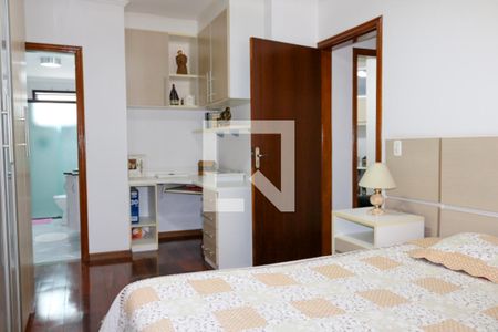 Apartamento à venda com 168m², 3 quartos e 2 vagas Apartamento à venda com 168m², 3 quartos e 2 vagasSuíte 3