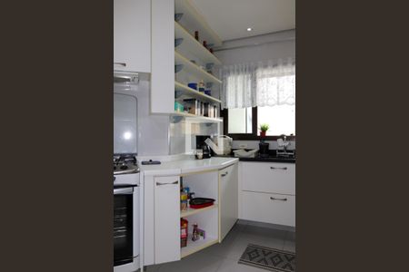 Apartamento à venda com 168m², 3 quartos e 2 vagas Apartamento à venda com 168m², 3 quartos e 2 vagasCozinha