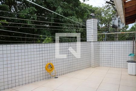 Apartamento à venda com 168m², 3 quartos e 2 vagas Apartamento à venda com 168m², 3 quartos e 2 vagasTerraço