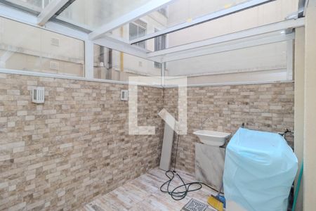 Apartamento à venda com 54m², 2 quartos e 1 vaga Apartamento à venda com 54m², 2 quartos e 1 vagaQuintal