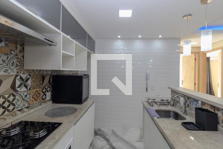 Apartamento à venda com 54m², 2 quartos e 1 vaga Apartamento à venda com 54m², 2 quartos e 1 vagaCozinha e Área de Serviço