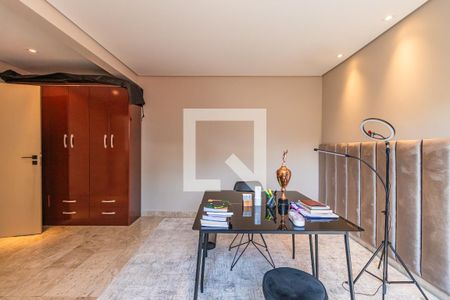 Casa de condomínio à venda com 806m², 4 quartos e 6 vagasSuíte 4