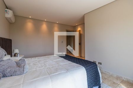 Casa de condomínio à venda com 806m², 4 quartos e 6 vagasSuíte 1