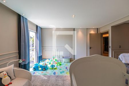 Casa de condomínio à venda com 806m², 4 quartos e 6 vagasSuíte 2