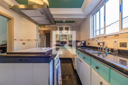 Casa de condomínio à venda com 806m², 4 quartos e 6 vagasCozinha