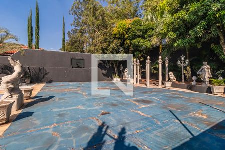 Casa de condomínio à venda com 806m², 4 quartos e 6 vagasÁrea Externa