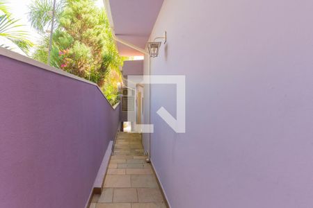 Casa à venda com 317m², 4 quartos e 4 vagas Casa à venda com 317m², 4 quartos e 4 vagasQuintal