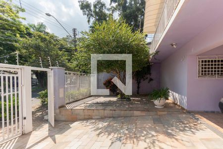 Casa à venda com 317m², 4 quartos e 4 vagas Casa à venda com 317m², 4 quartos e 4 vagasGaragem