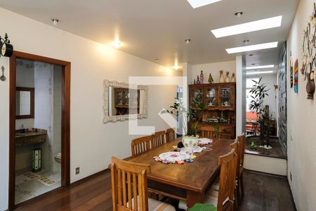 Casa à venda com 360m², 4 quartos e 3 vagasCopa 2