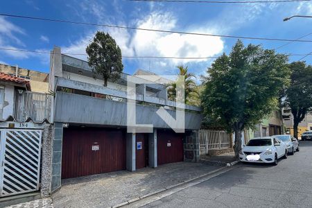 Casa à venda com 360m², 4 quartos e 3 vagasFachada