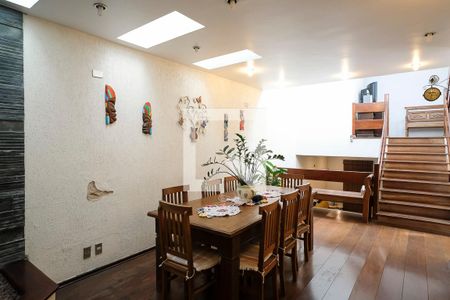 Casa à venda com 360m², 4 quartos e 3 vagasCopa 2