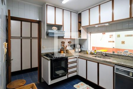 Casa à venda com 360m², 4 quartos e 3 vagasCozinha