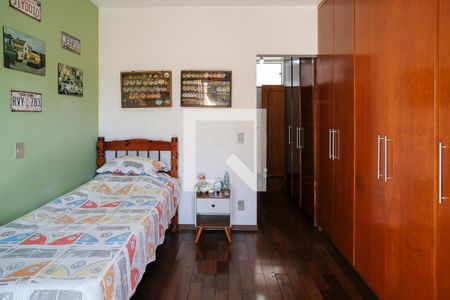 Casa à venda com 360m², 4 quartos e 3 vagasSuíte 3