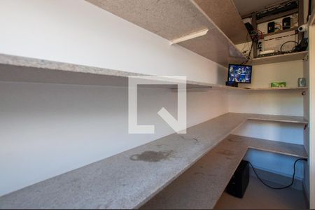 Casa à venda com 451m², 5 quartos e 6 vagas Casa à venda com 451m², 5 quartos e 6 vagasDespensa da cozinha