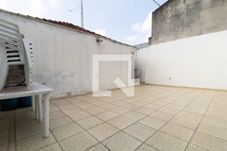 Casa para alugar com 100m², 2 quartos e 1 vagaQuintal
