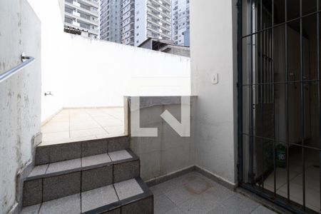 Casa para alugar com 100m², 2 quartos e 1 vagaQuintal