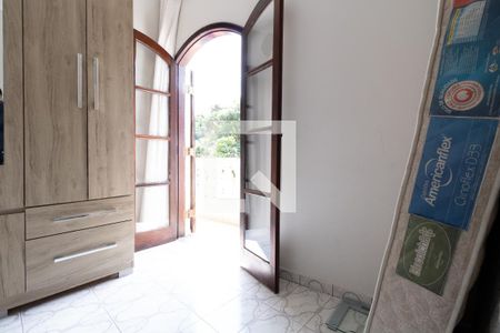 Casa para alugar com 100m², 2 quartos e 1 vagaQuarto 1