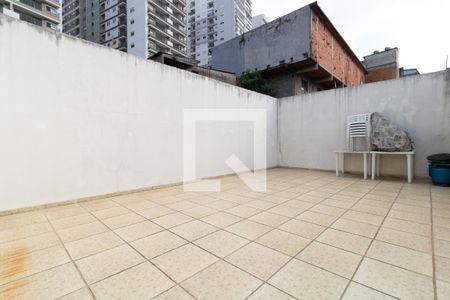Casa para alugar com 100m², 2 quartos e 1 vagaQuintal