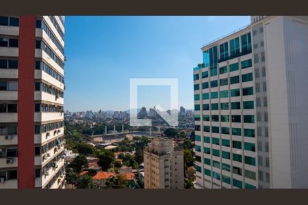 Apartamento para alugar com 154m², 4 quartos e 1 vagaVista