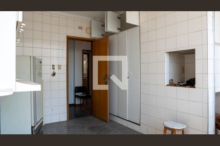 Apartamento para alugar com 154m², 4 quartos e 1 vagaCozinha