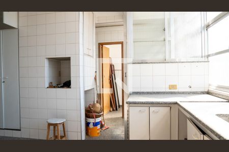 Apartamento para alugar com 154m², 4 quartos e 1 vagaCozinha