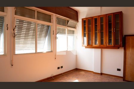 Quarto 1 de apartamento para alugar com 4 quartos, 154m² em Santa Cecilia, São Paulo